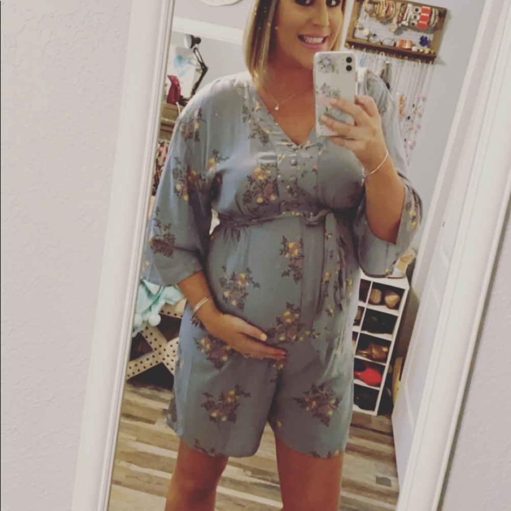 Motherhood Maternity Romper 🤰🏼